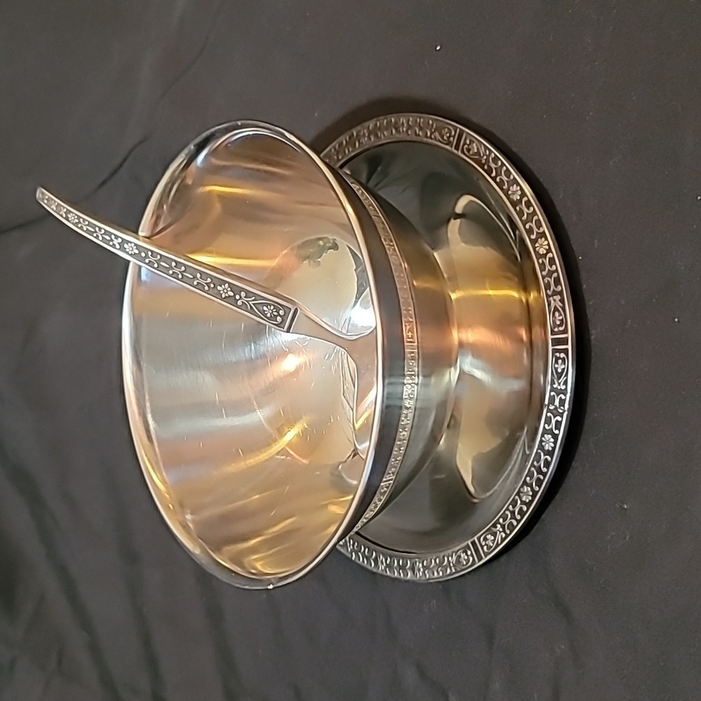Vintage Cordova 1969 Serving Bowl & Matching Ladle Stainless Steel 18-8